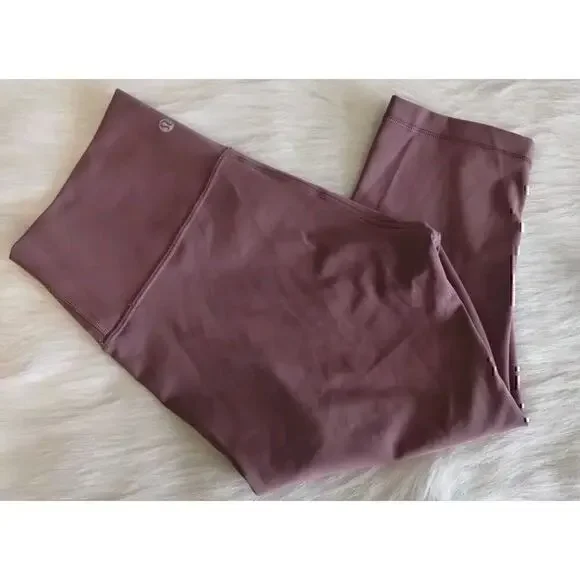 Lululemon Wunder Under Hi-Rise 1/2 Tight Full-On Luxtreme 17" size 8 So Merlot - Picture 3 of 8